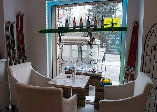 Ski & Bike Cafe